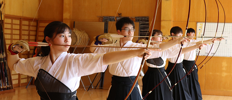 自由ケ丘高等学校 弓道部